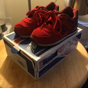 Red Kids New Balance 6M